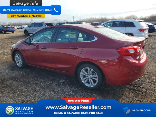 Used 2019 Chevrolet Cruze LT w/ Convenience Package image 3