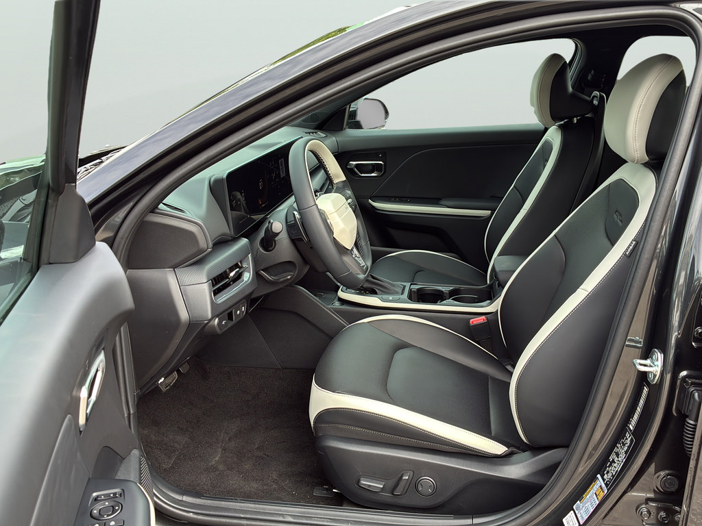New 2026 Kia K4 GT-Line FWD image 13