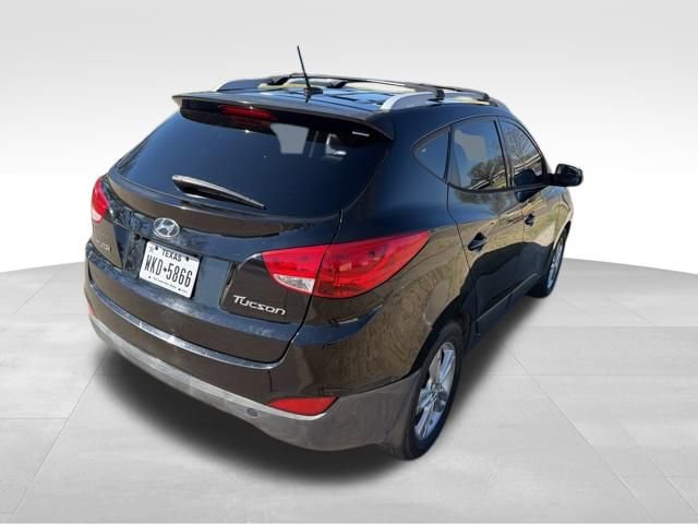 Used 2013 Hyundai Tucson GLS image 3