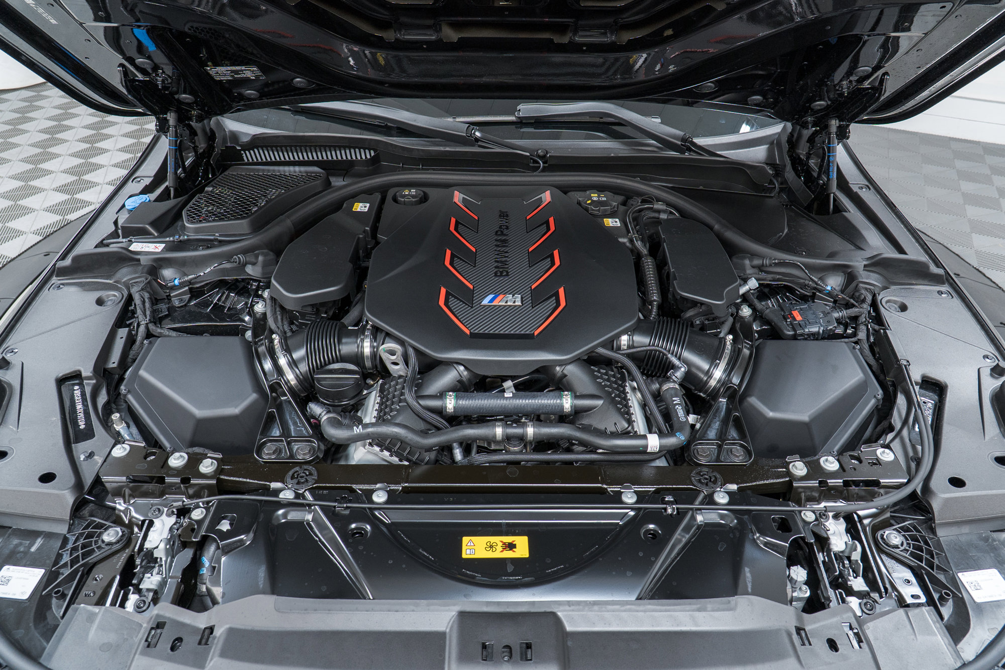 Used 2026 BMW M5 w/ Carbon Package image 9