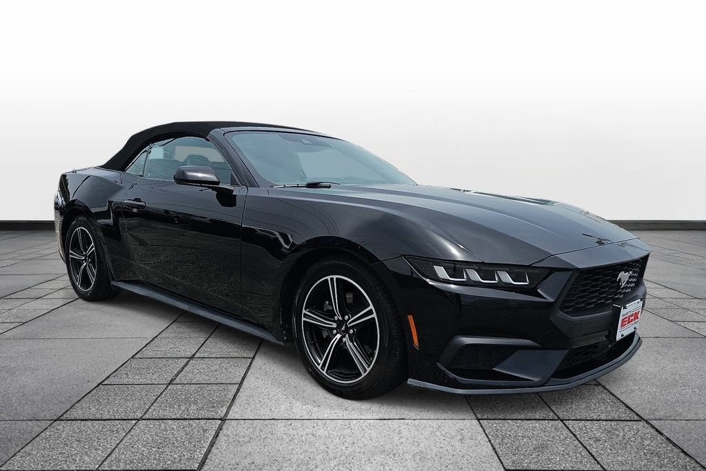 Used 2024 Ford Mustang Premium RWD image 3