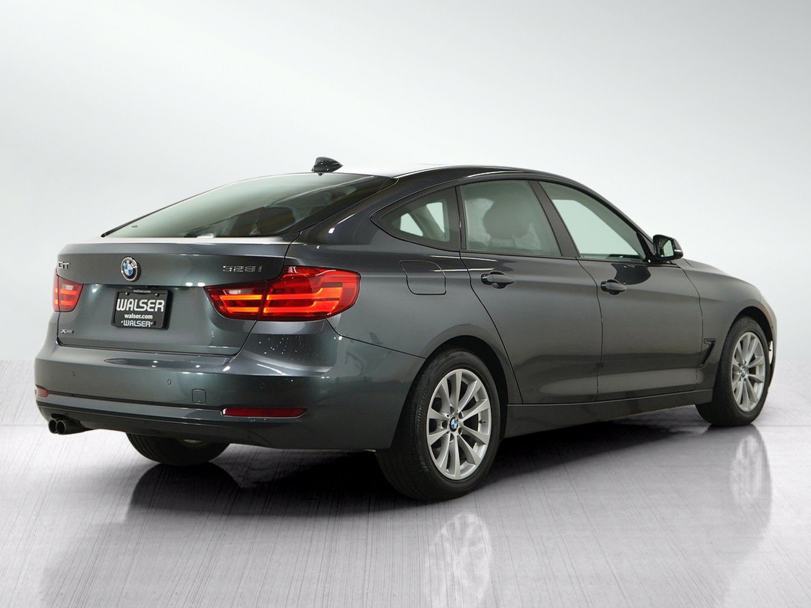 Used 2015 BMW 328i Gran Turismo xDrive AWD/4WD image 5