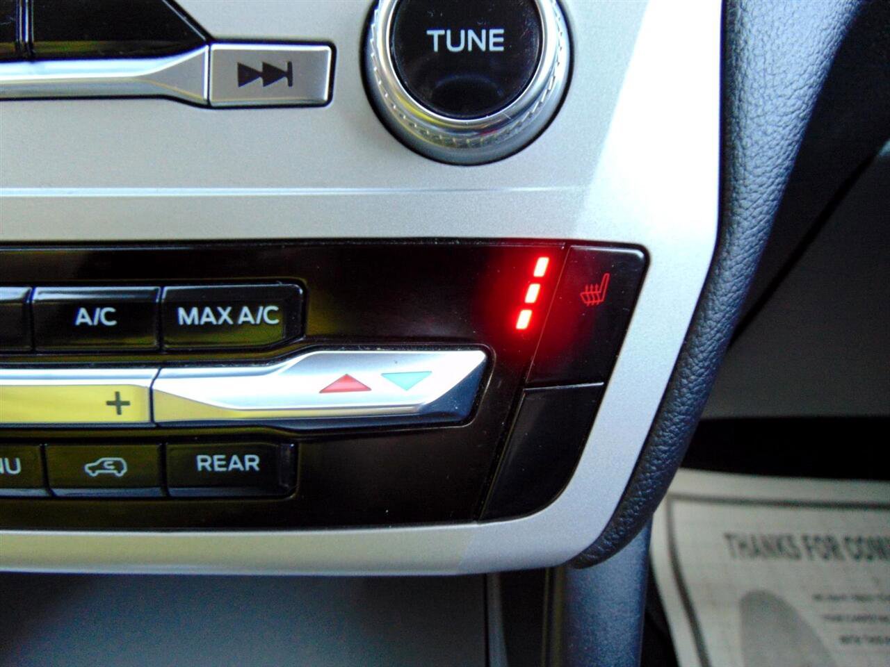 Used 2023 Ford Explorer XLT w/ Equipment Group 202A image 33