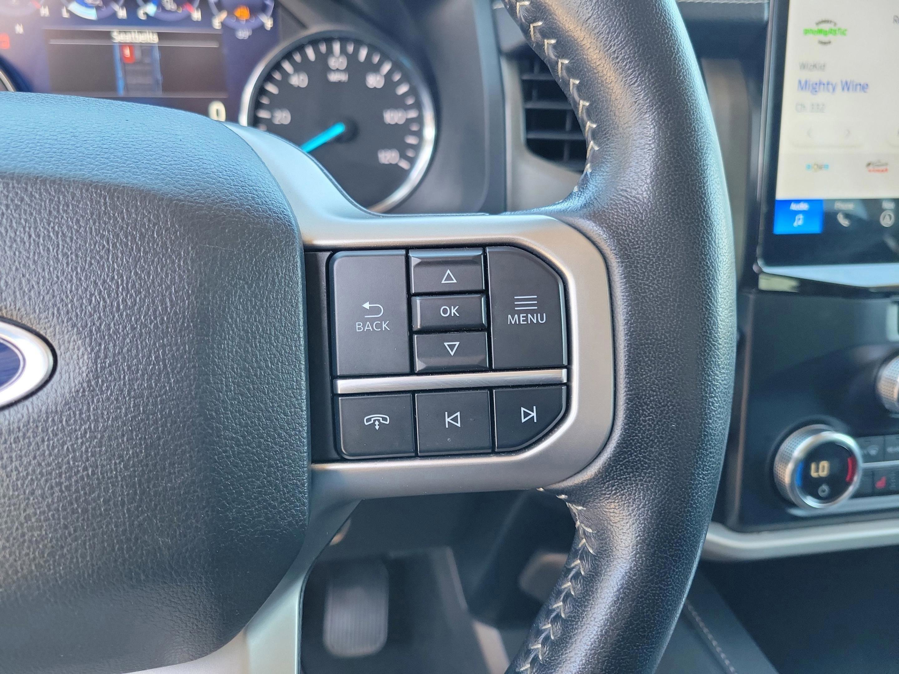 Used 2024 Ford Expedition XLT image 15