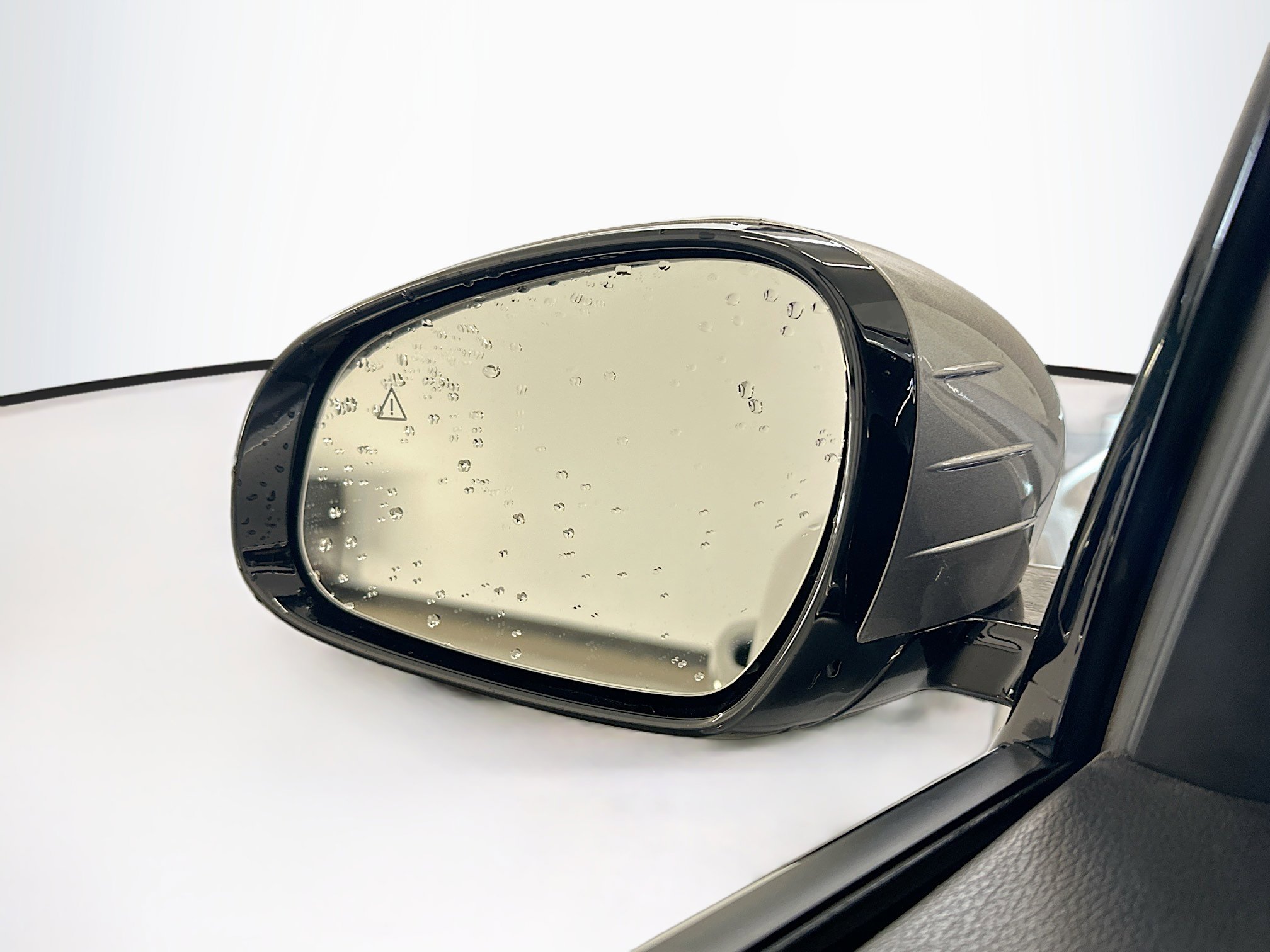 Used 2025 Genesis G70 2.5T AWD/4WD image 16