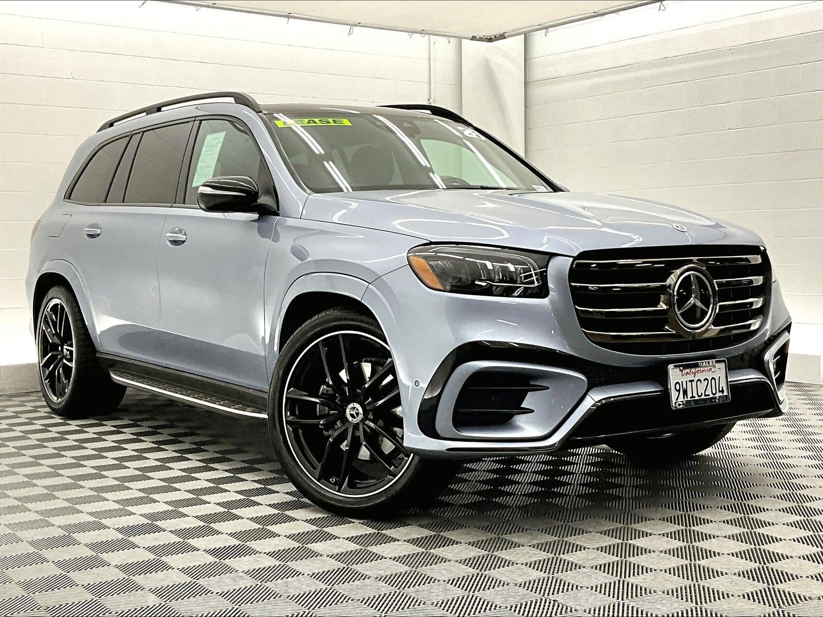 Used 2026 Mercedes-Benz GLS 450 4MATIC image 32