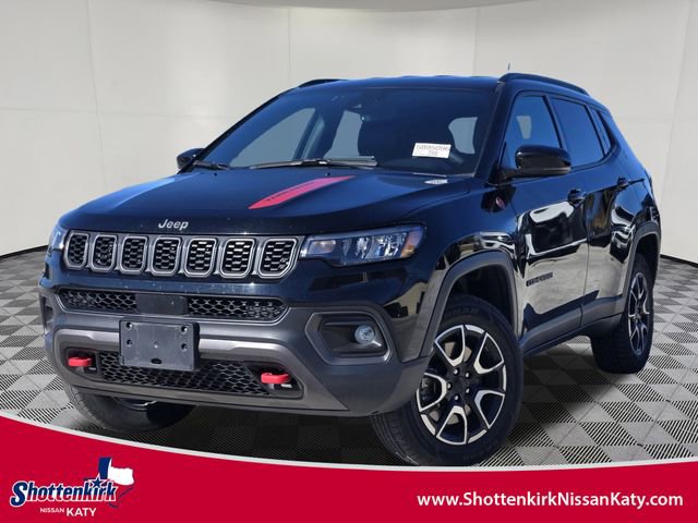 Used 2024 Jeep Compass Trailhawk image 1