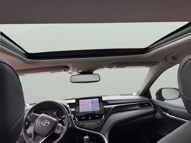 Used 2024 Toyota Camry XSE w/ Navigation Package image 11