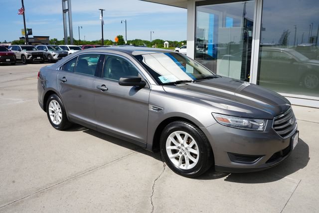 Used 2014 Ford Taurus SE FWD image 28