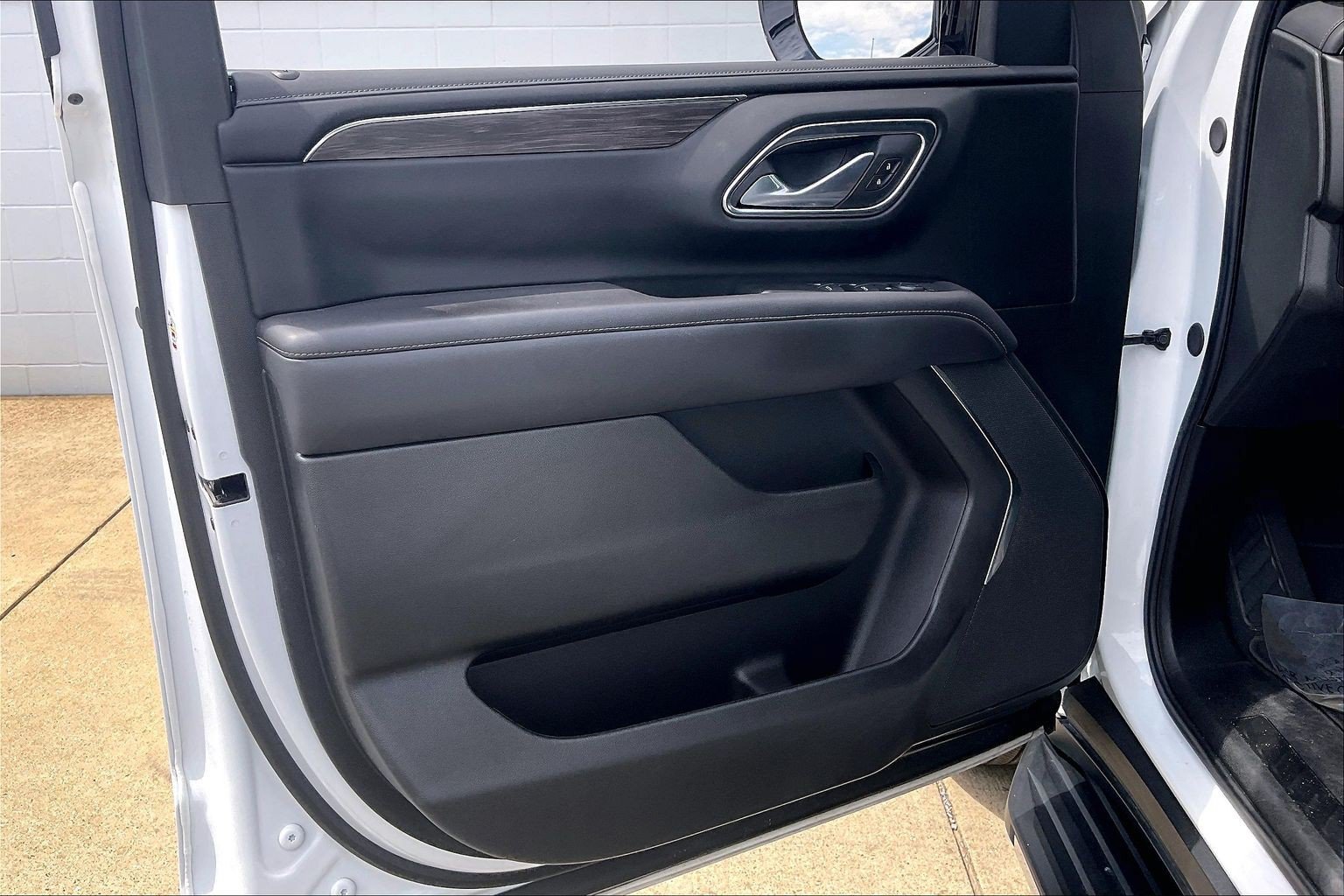 Used 2024 Chevrolet Tahoe LS AWD/4WD image 26