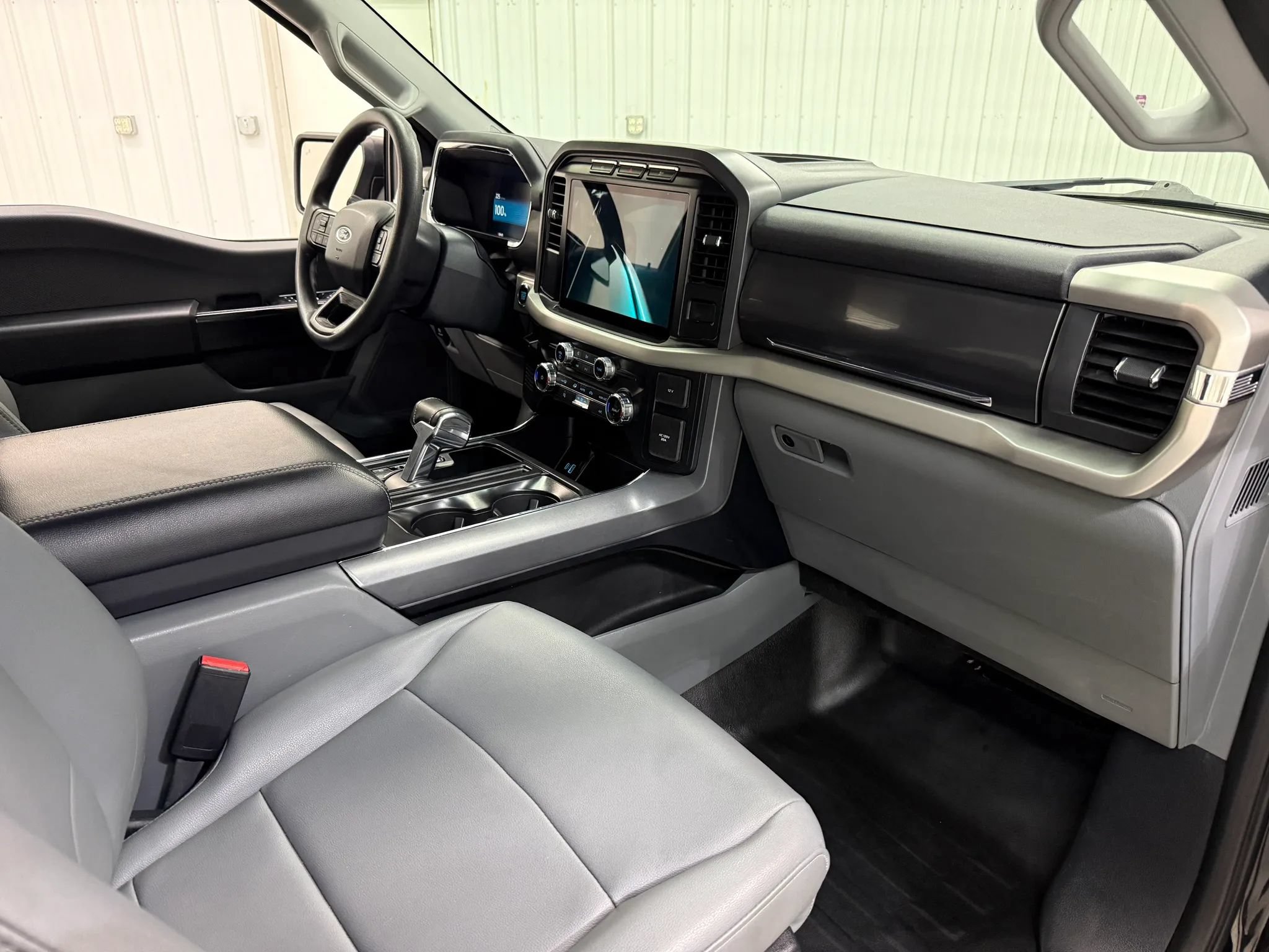 Used 2022 Ford F150 Lightning Pro AWD/4WD image 14