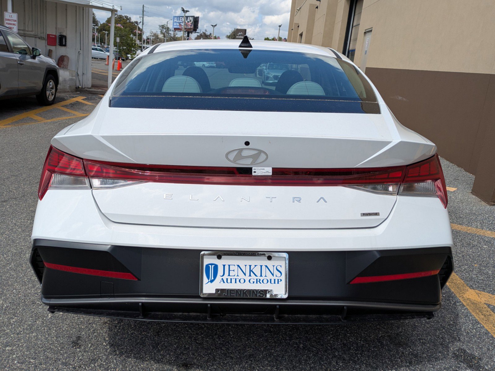 New 2025 Hyundai Elantra Limited image 6