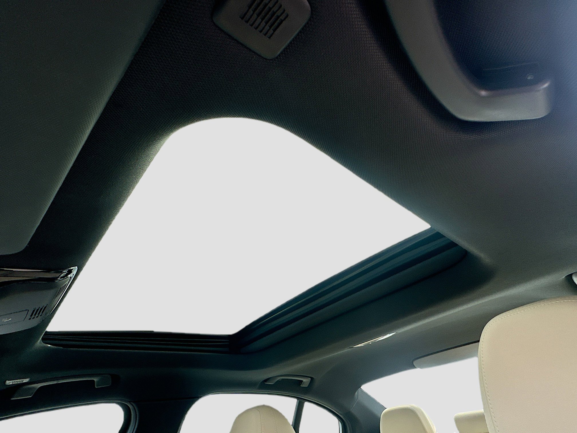 Used 2021 BMW 330i Sedan w/ Premium Package image 20