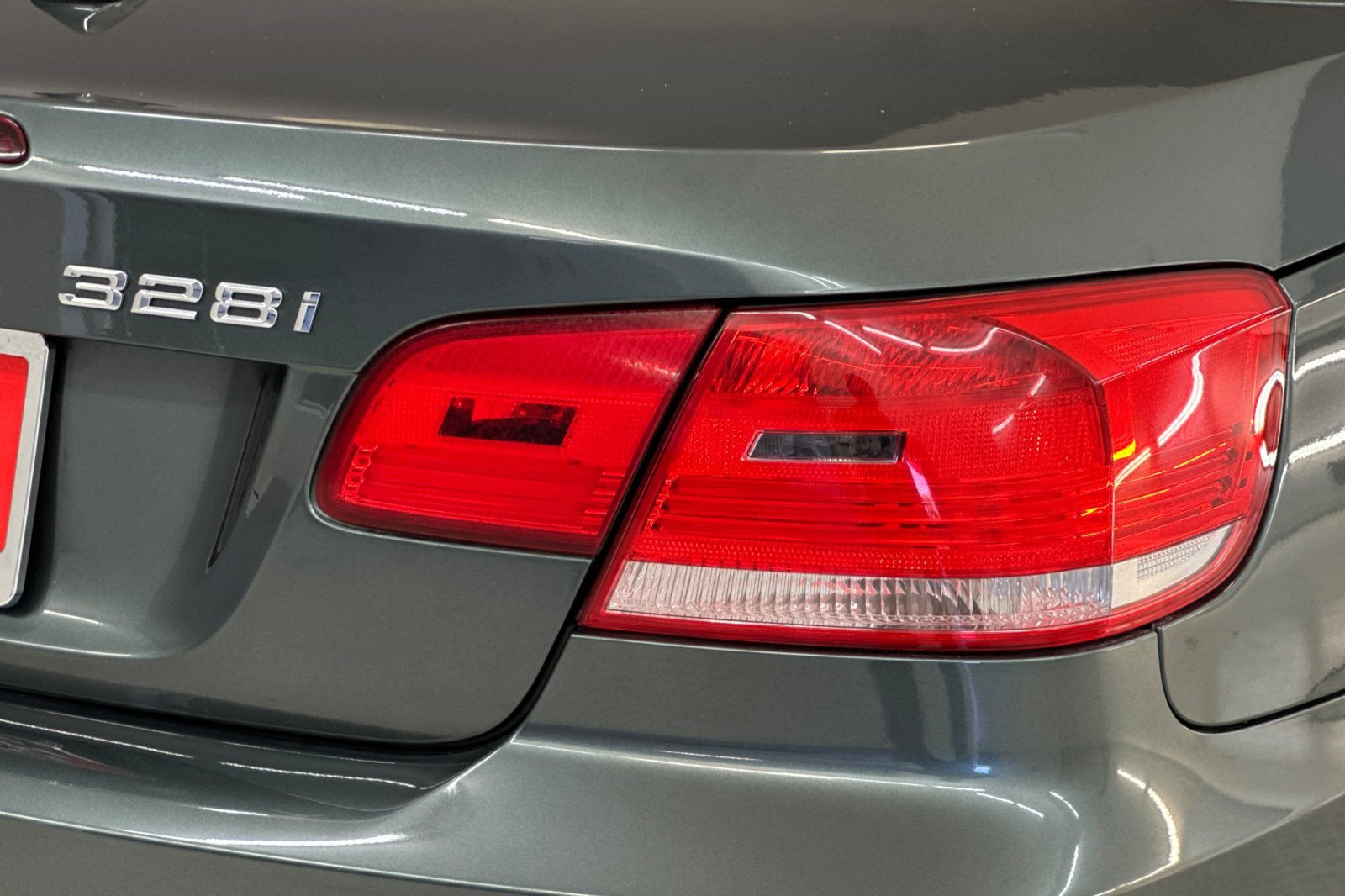 Used 2010 BMW 328i Convertible RWD image 28