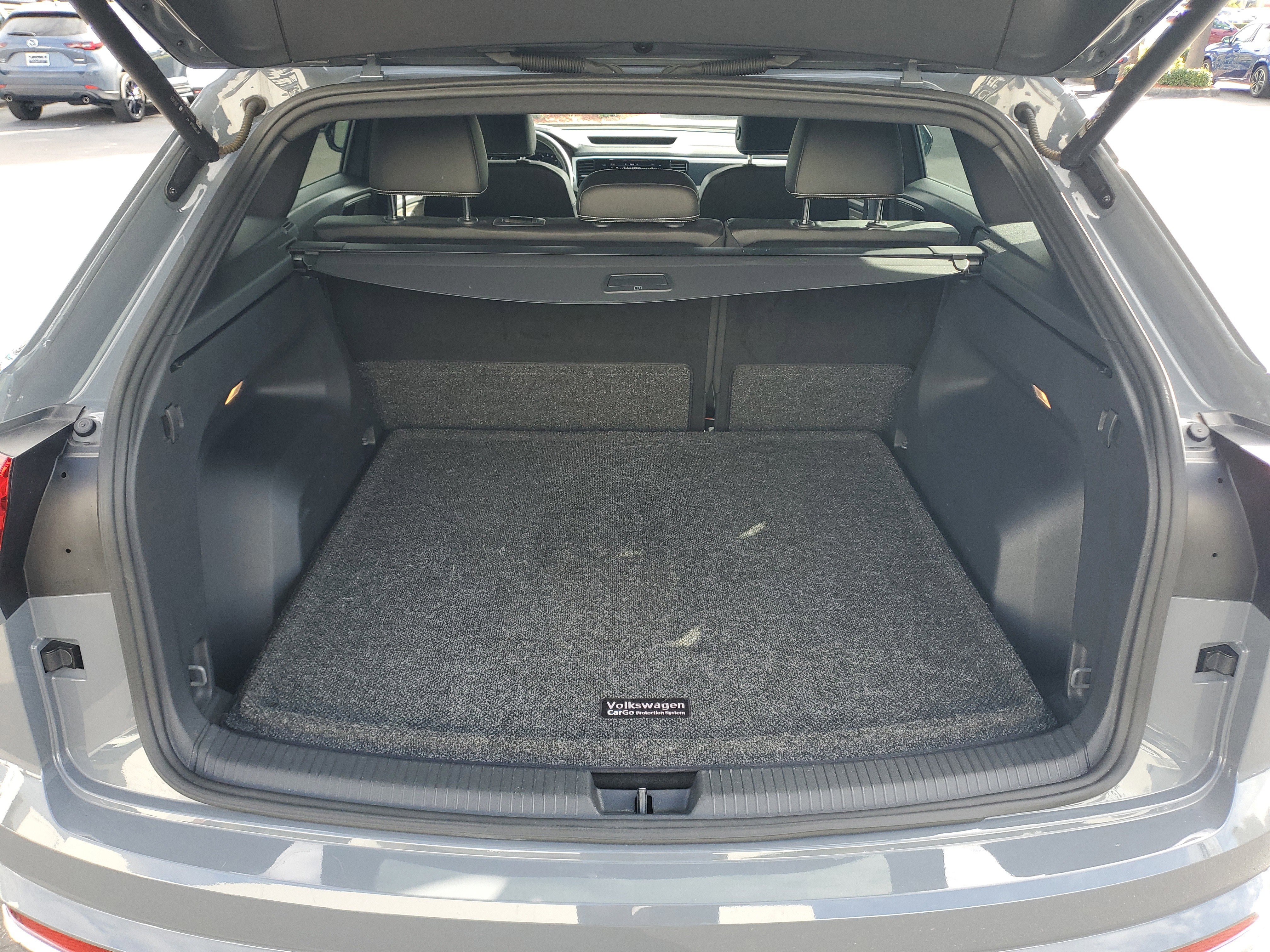 Used 2023 Volkswagen Atlas Cross Sport SEL image 8