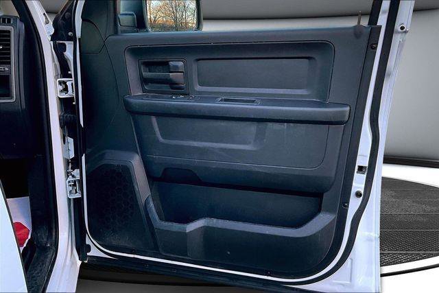 Used 2017 RAM 1500 ST w/ SXT Appearance Group image 27