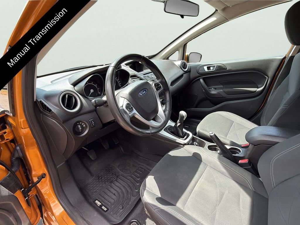 Used 2016 Ford Fiesta SE FWD image 9