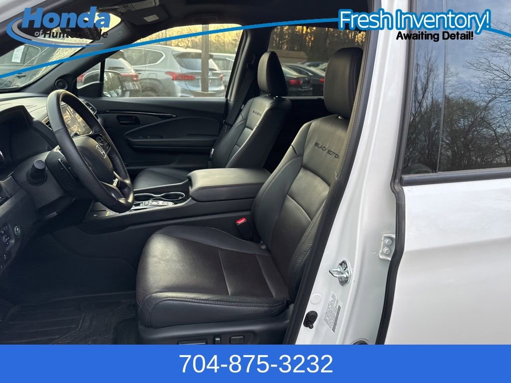 Used 2024 Honda Passport Black Edition image 17