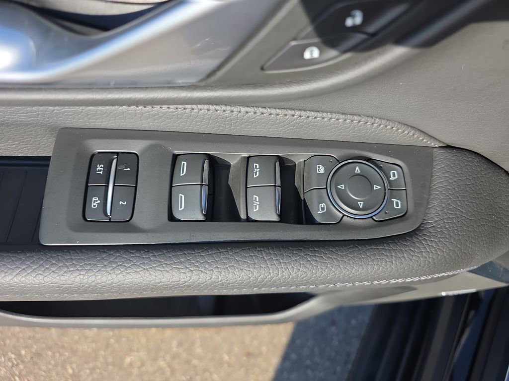 Certified 2022 GMC Yukon Denali image 29