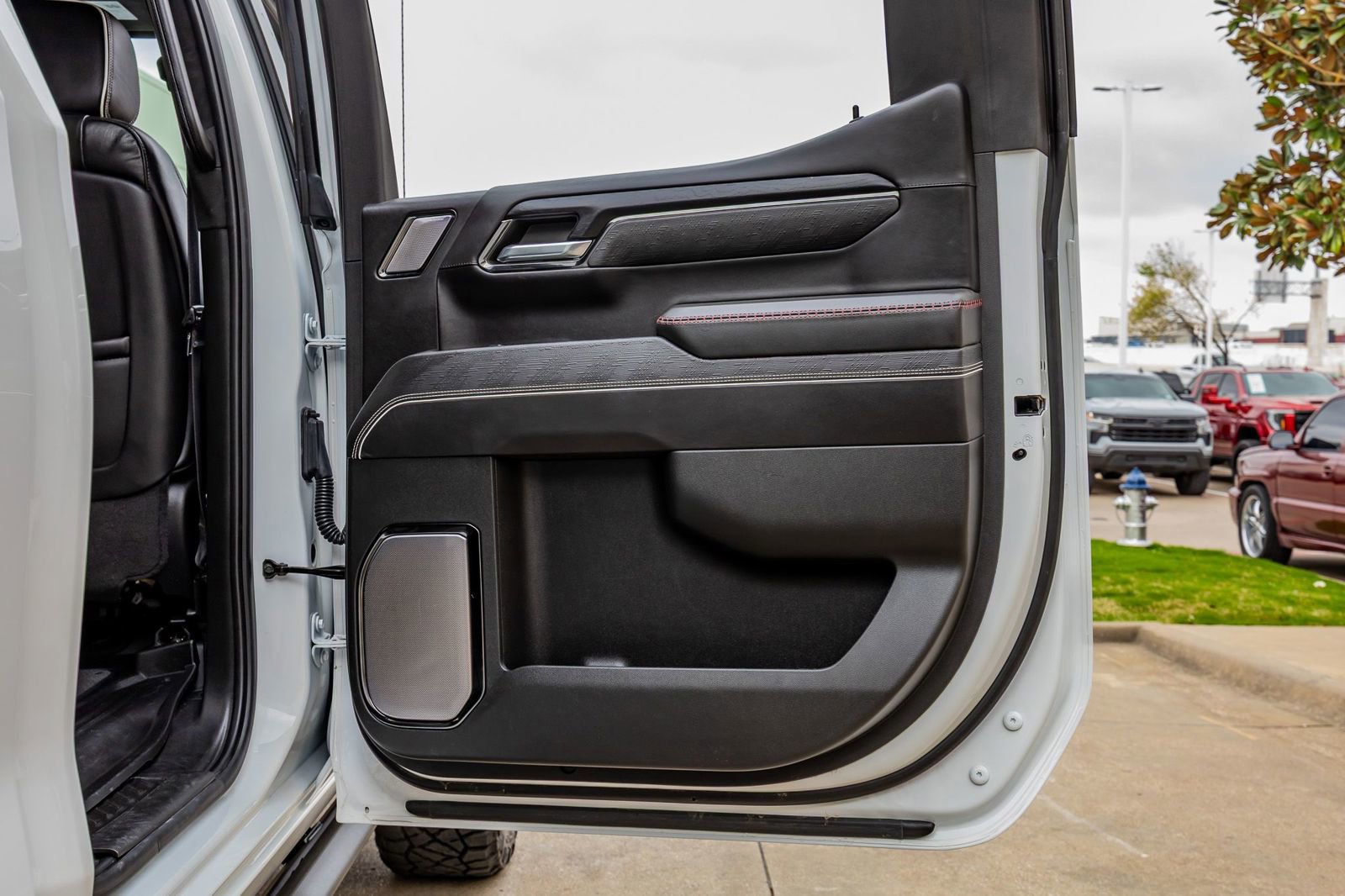 Used 2024 GMC Sierra 1500 AT4X AWD/4WD image 36