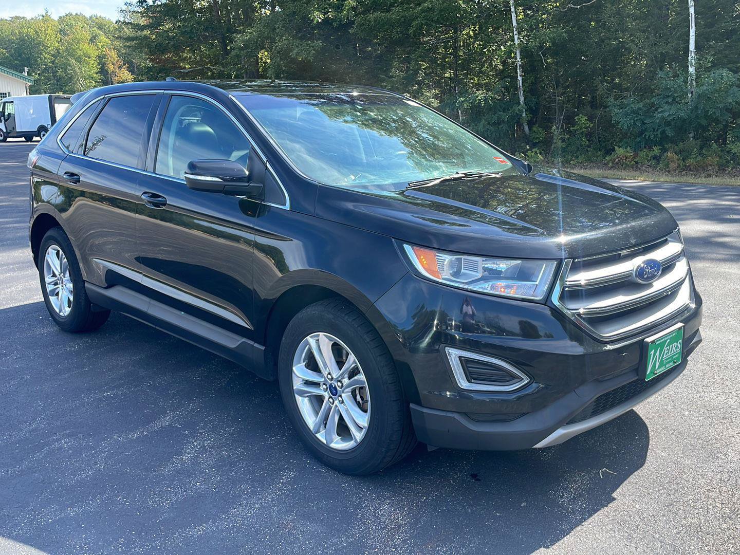 Used 2017 Ford Edge SEL w/ Equipment Group 201A AWD/4WD image 2