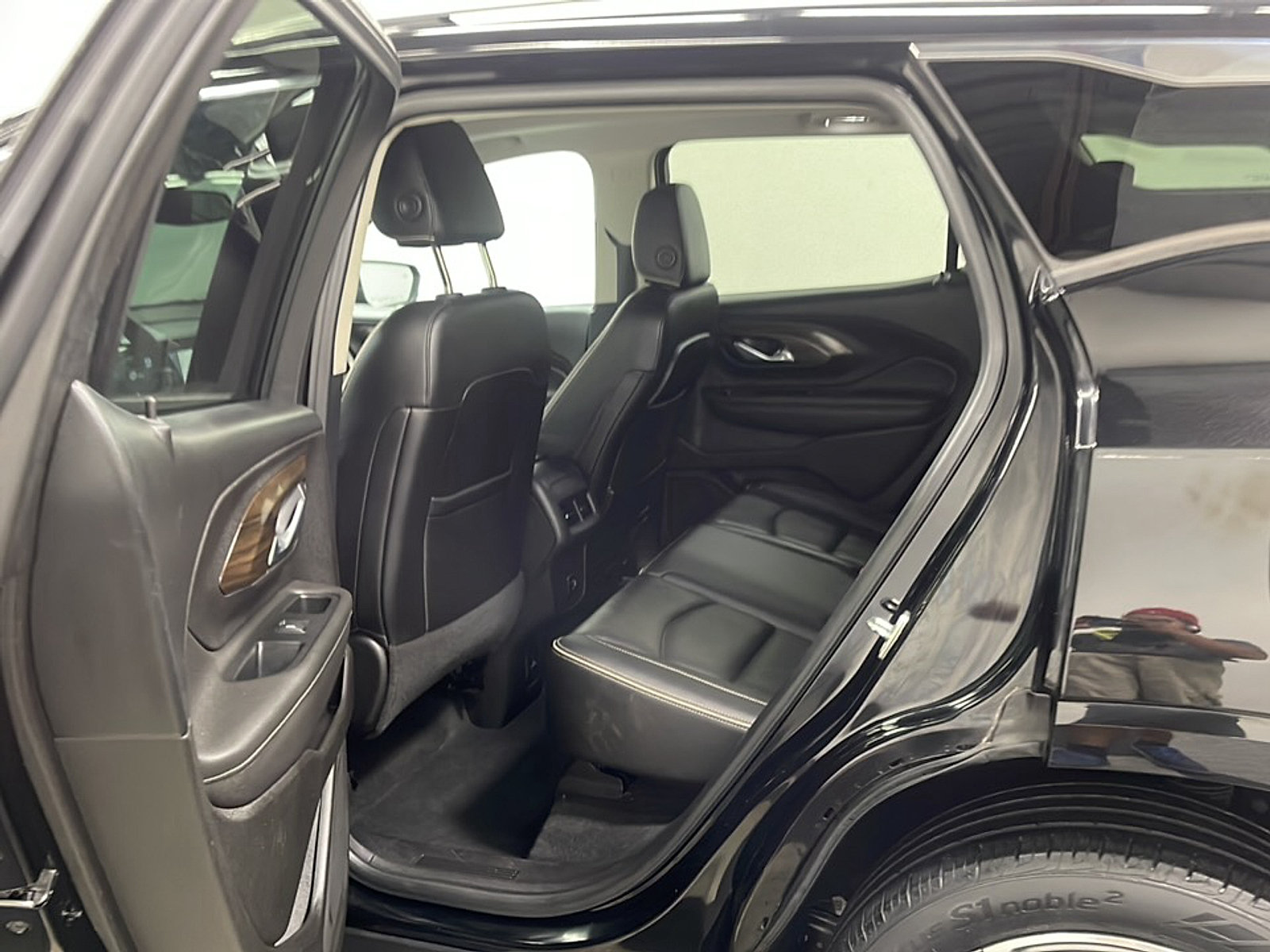 Used 2018 GMC Terrain Denali w/ LPO, 'HIT The Road' Package FWD image 14