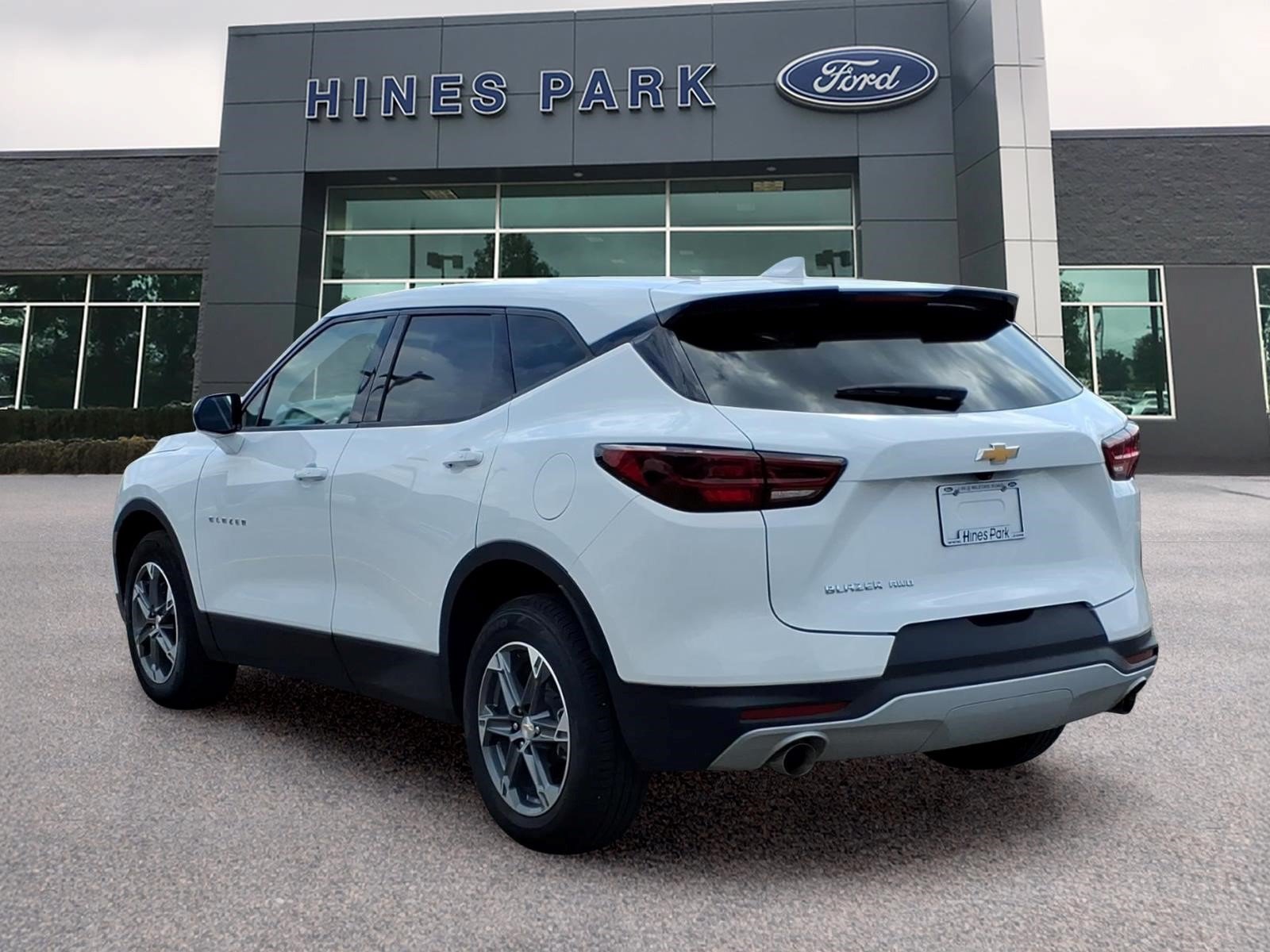 Used 2025 Chevrolet Blazer LT AWD/4WD image 5