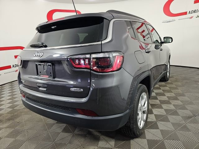 Certified 2024 Jeep Compass Latitude image 7