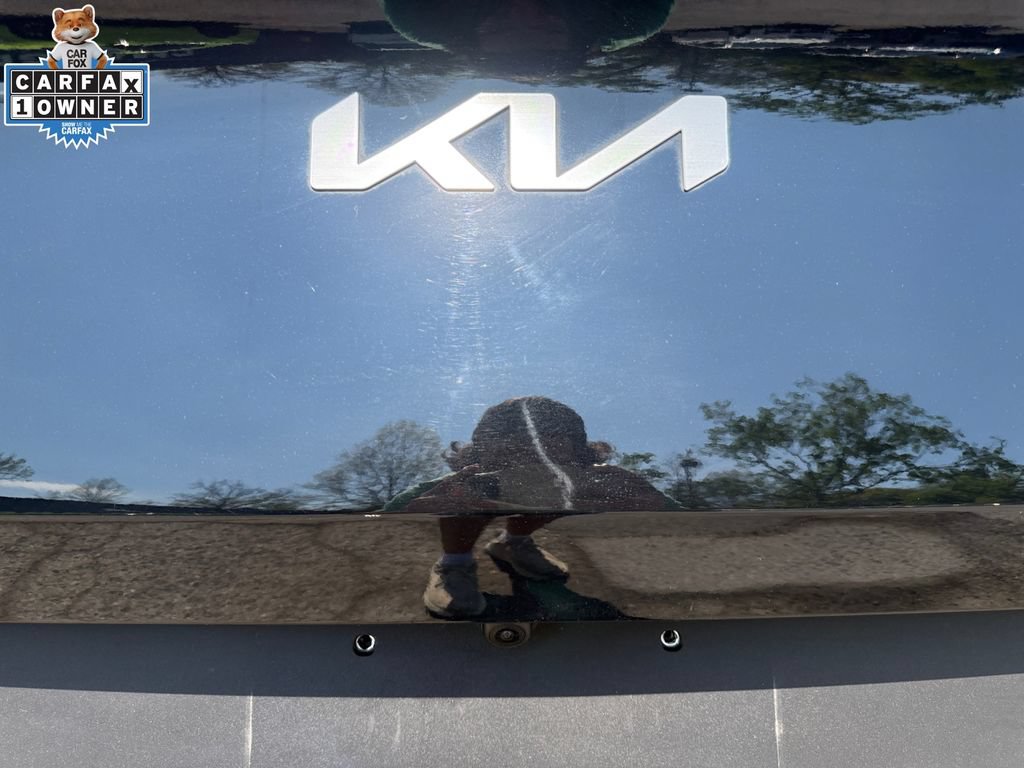 Certified 2025 Kia Sportage LX AWD/4WD image 17