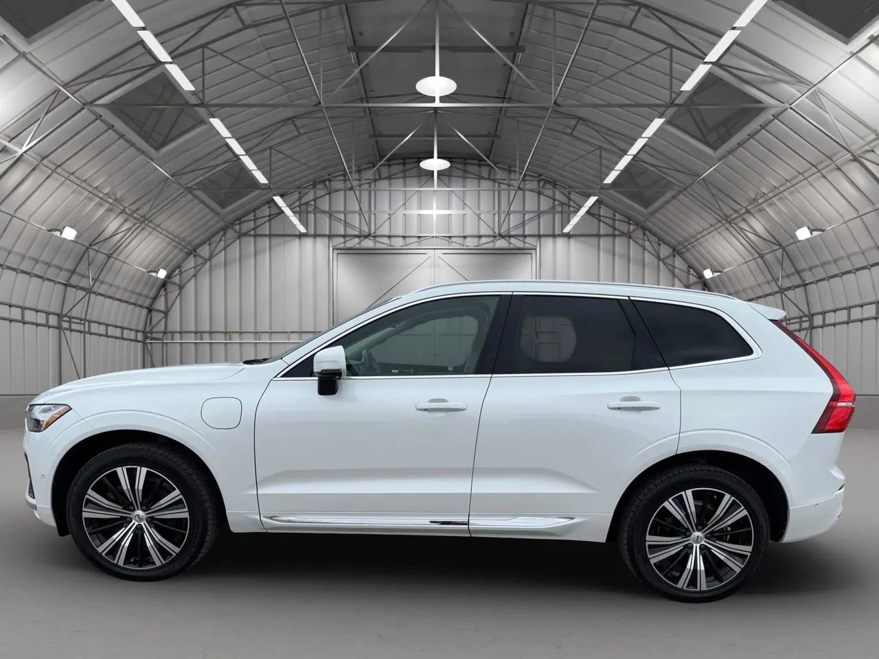 Used 2022 Volvo XC60 T8 Inscription w/ Advanced Package image 10