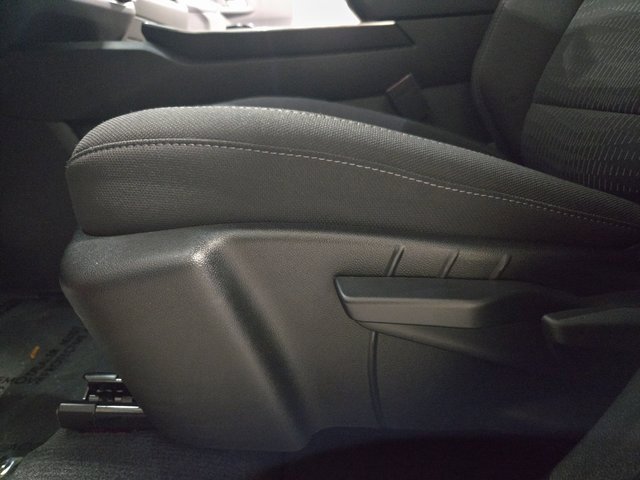 New 2026 Chevrolet Equinox LT image 28