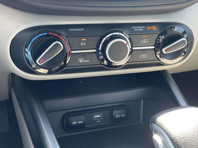 Used 2025 Kia Soul LX w/ LX Technology Package image 17