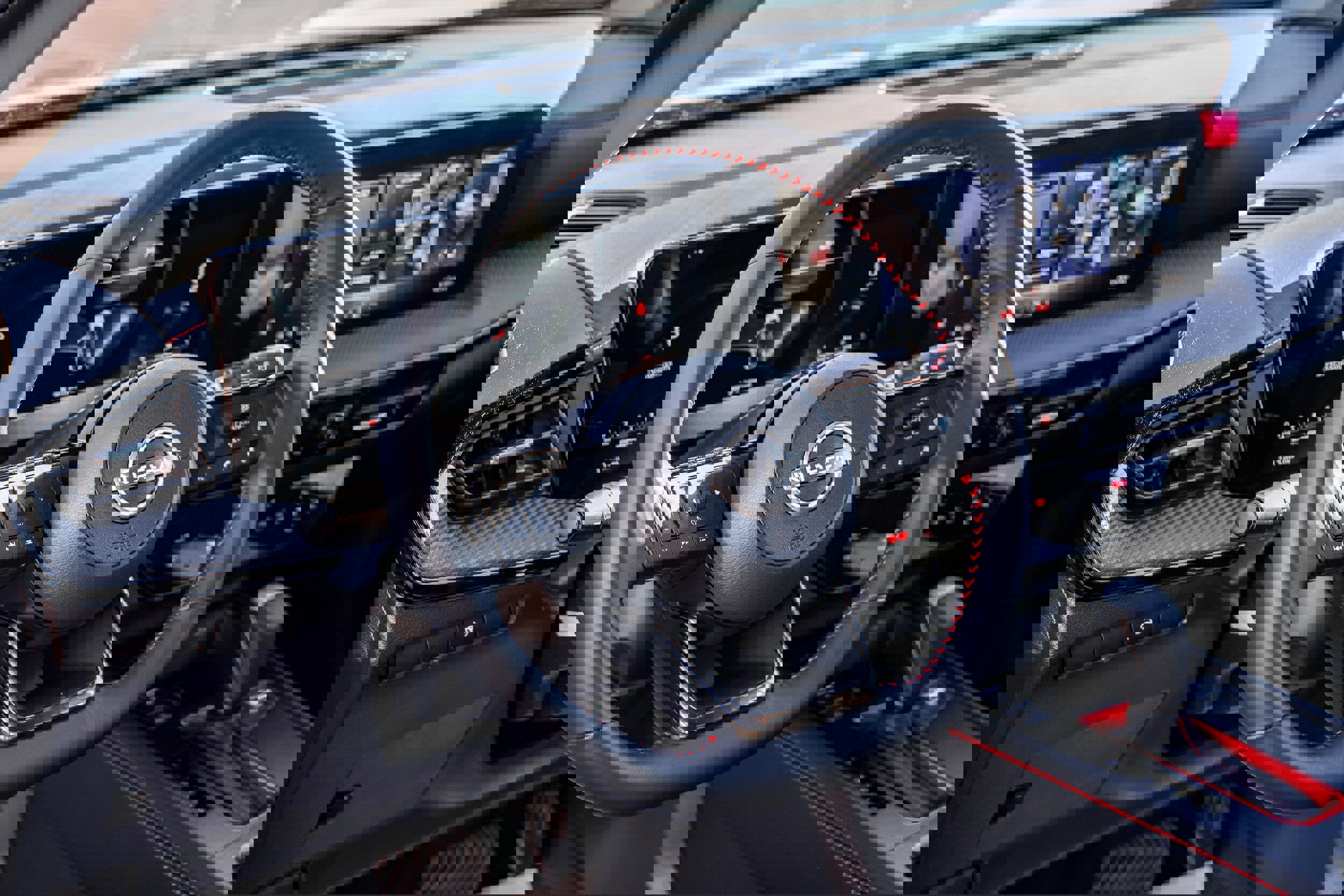 New 2026 Nissan Kicks SR w/ Cold Weather Package image 7