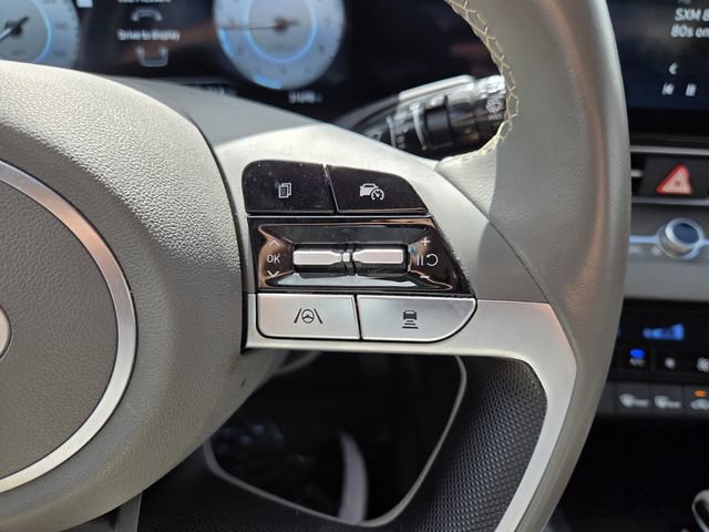 Used 2025 Hyundai Elantra SEL FWD image 30