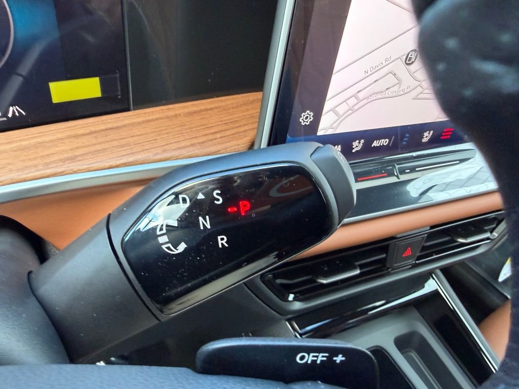 New 2026 Volkswagen Tiguan SEL R-Line AWD/4WD image 30