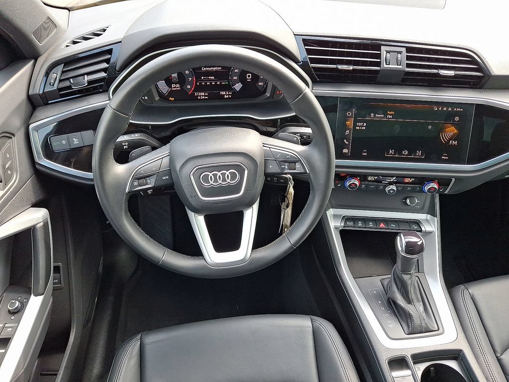 Used 2025 Audi Q3 2.0T Premium AWD/4WD image 13
