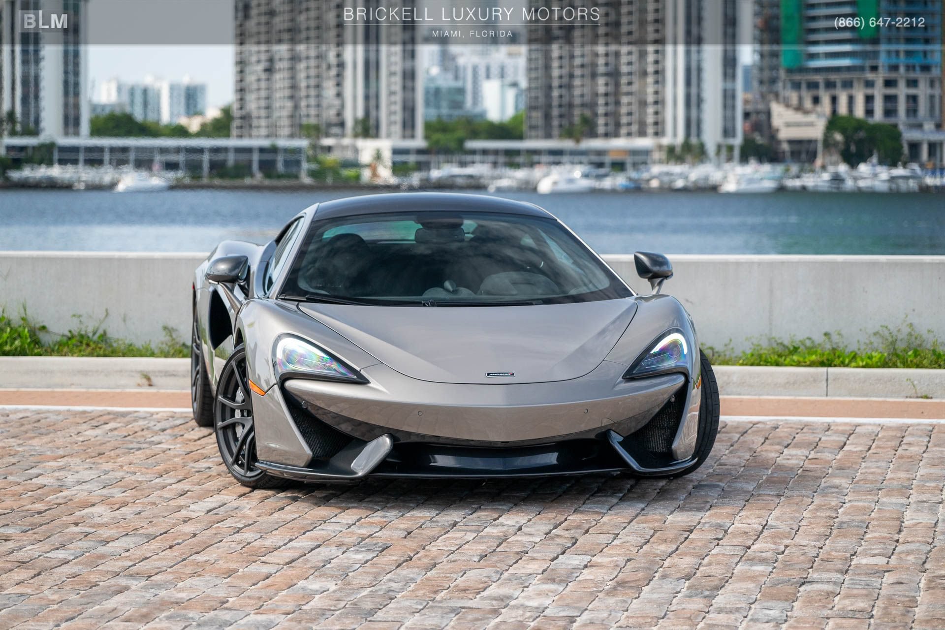 Used 2018 McLaren 570S Coupe RWD image 2