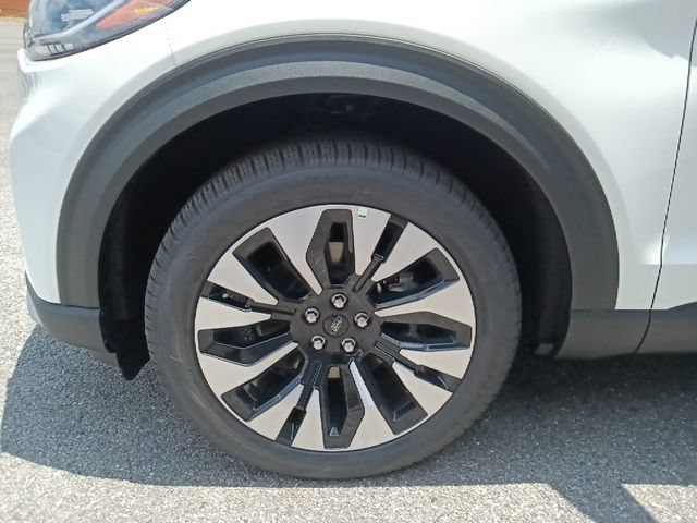 New 2026 Ford Explorer Platinum w/ LUX Leather Package AWD/4WD image 10