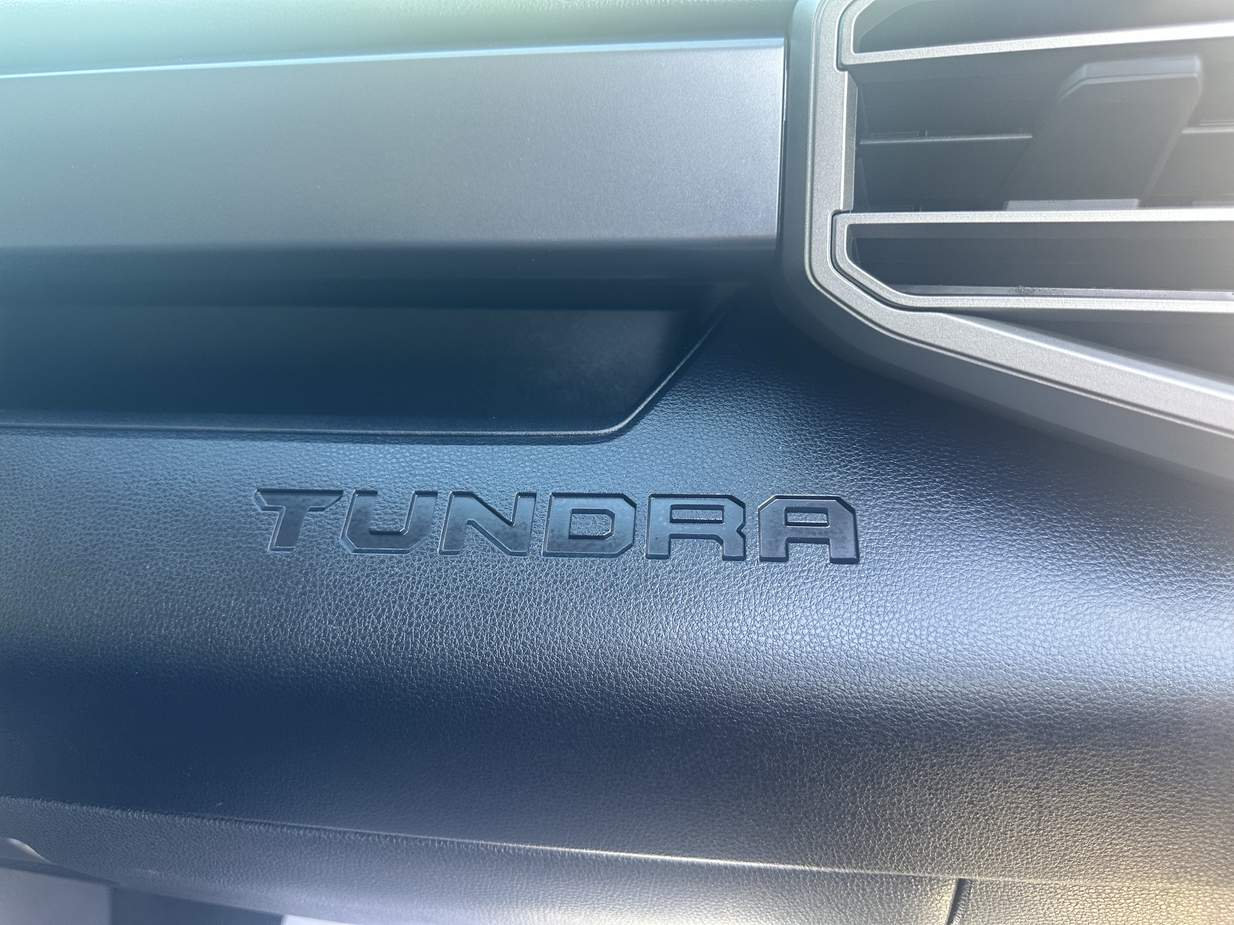 Used 2024 Toyota Tundra SR5 w/ SR5 Premium Package AWD/4WD image 23