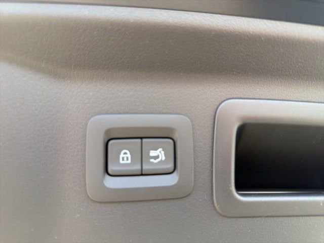 New 2026 MAZDA CX-90 Plug-In Hybrid w/ Preferred image 31