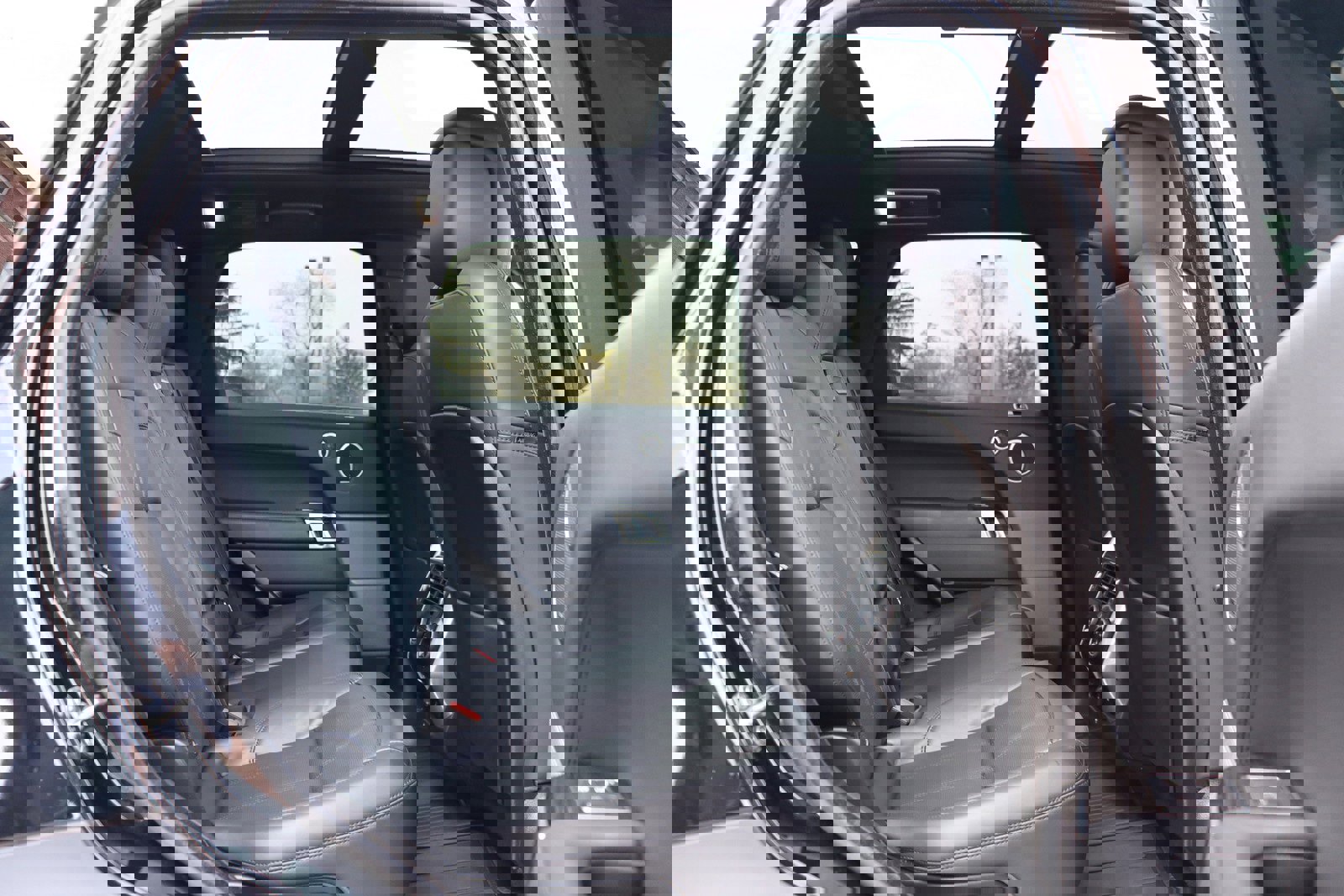 Used 2020 Land Rover Range Rover Sport HSE AWD/4WD image 18