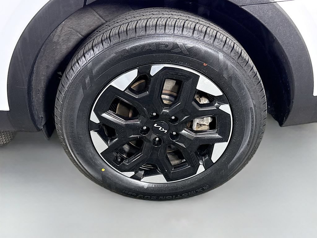 Certified 2024 Kia Sorento S AWD/4WD image 35