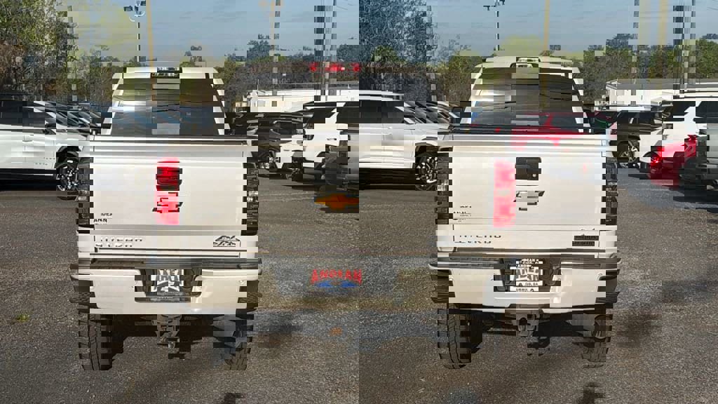 Used 2018 Chevrolet Silverado 2500 High Country w/ Duramax Plus Package image 6