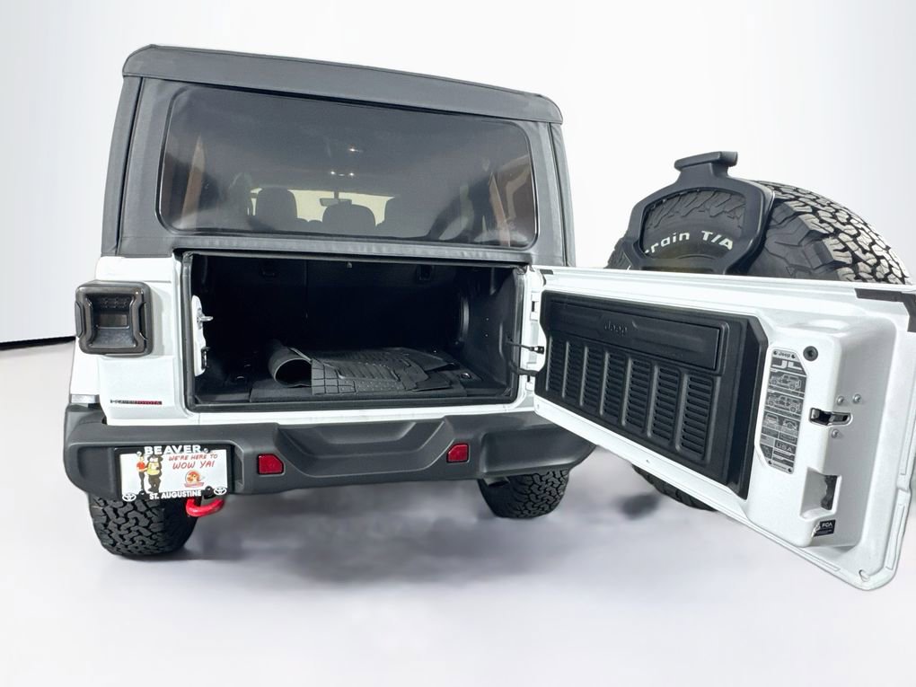 Used 2022 Jeep Wrangler Unlimited Rubicon AWD/4WD image 26