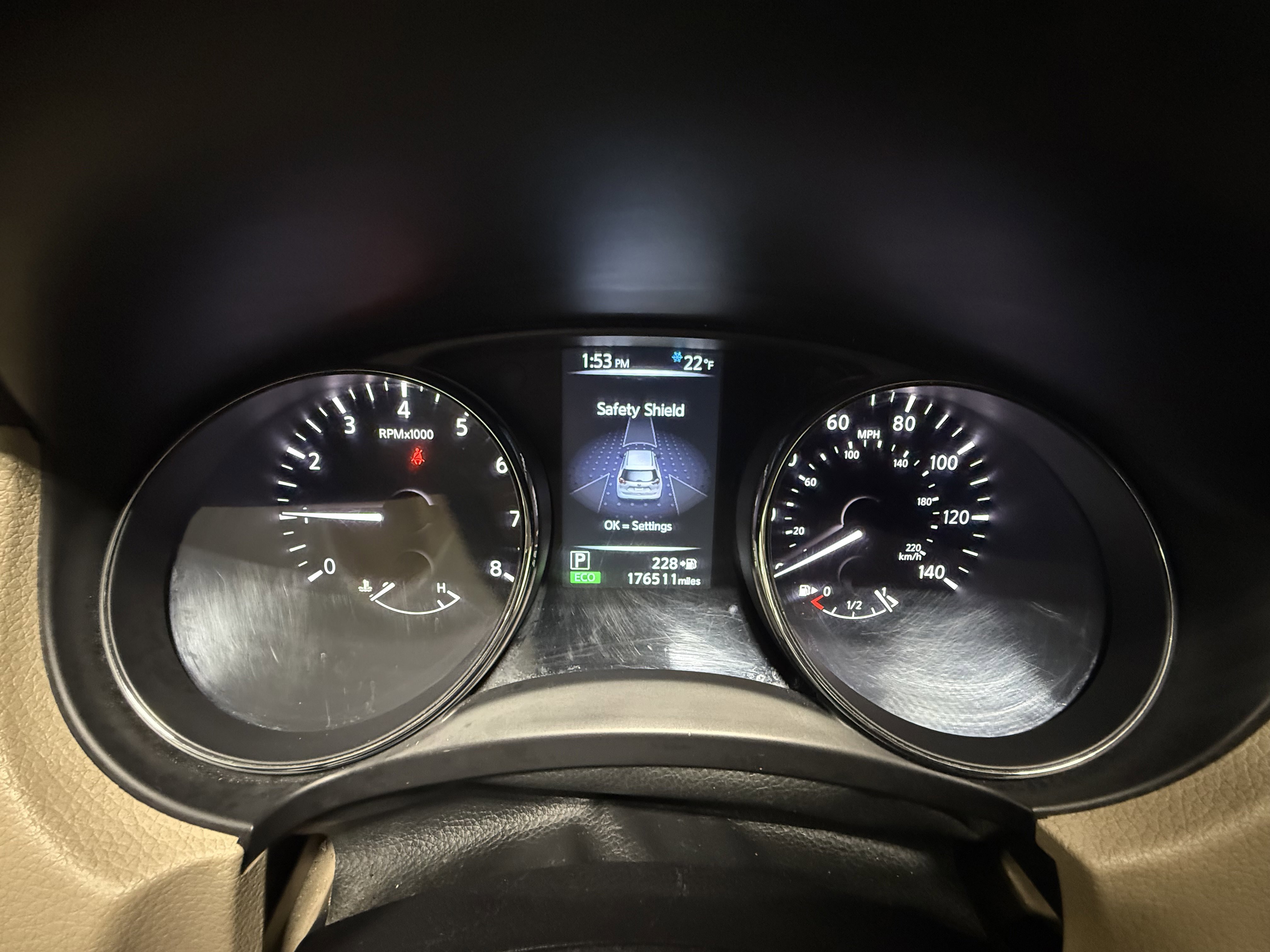 Used 2017 Nissan Rogue SL w/ SL Premium Package image 29