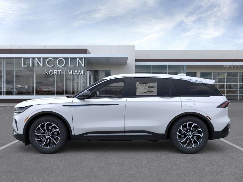 New 2025 Lincoln Nautilus Premier AWD/4WD image 3