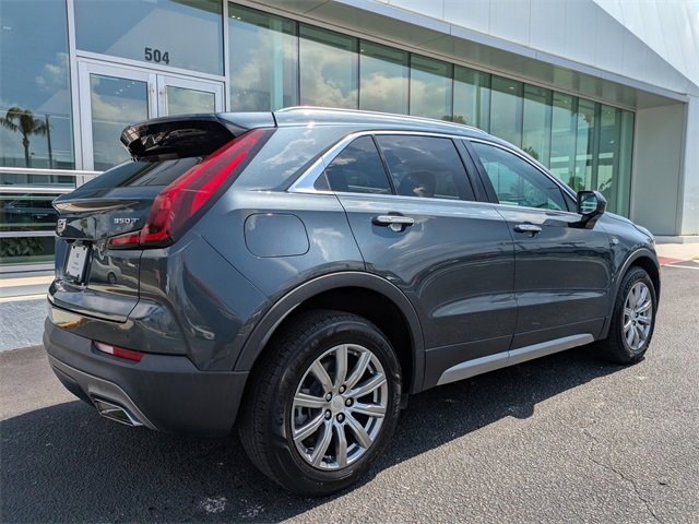 Used 2020 Cadillac XT4 Premium Luxury w/ Driver Awareness Package image 4