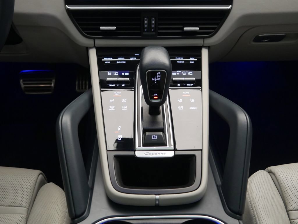Certified 2023 Porsche Cayenne GTS AWD/4WD image 43