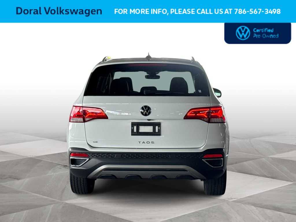 Used 2024 Volkswagen Taos SE FWD image 7