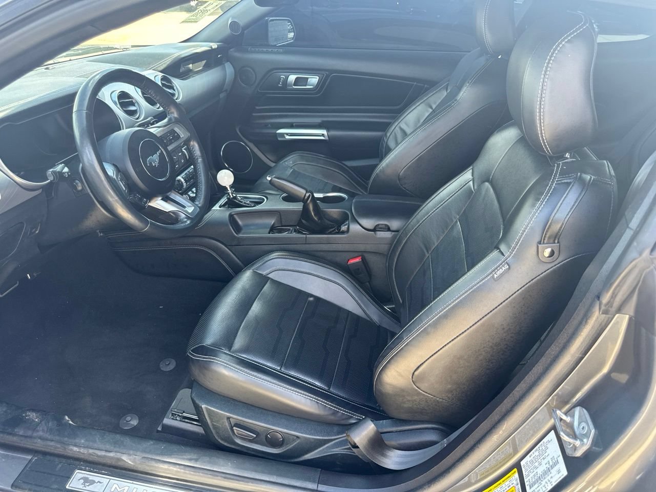 Used 2022 Ford Mustang GT Premium w/ Equipment Group 401A RWD image 8
